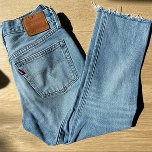 Levi’s 501s Size 25 Raw Hem Skinny